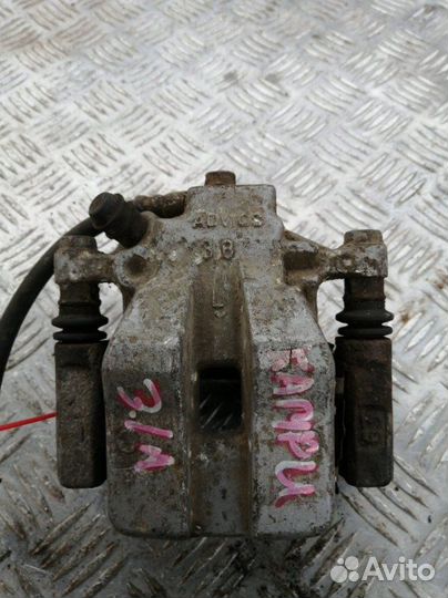 Суппорт задний левый Toyota Camry ACV40 3.5 2GR-FE