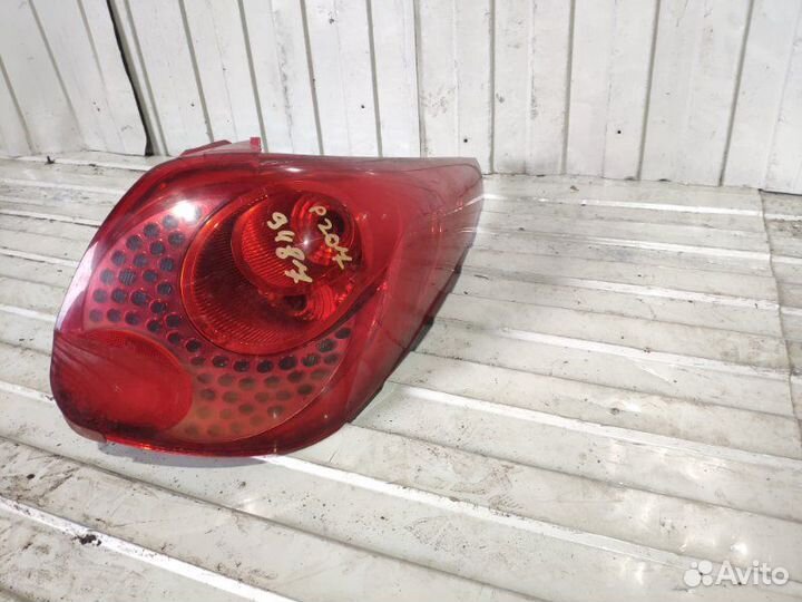 Фонарь задний Peugeot 207 Sw универсал 2007