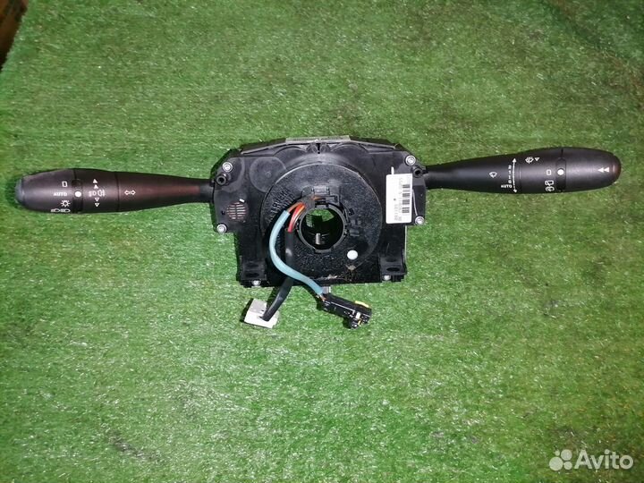 Блок подрулевых переключателей 96661295XT Peugeot