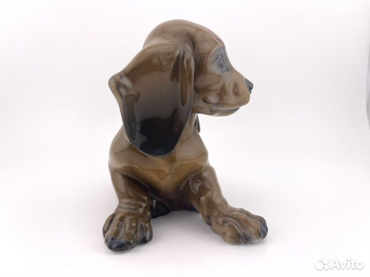 Винтажная фарфоровая статуэтка 