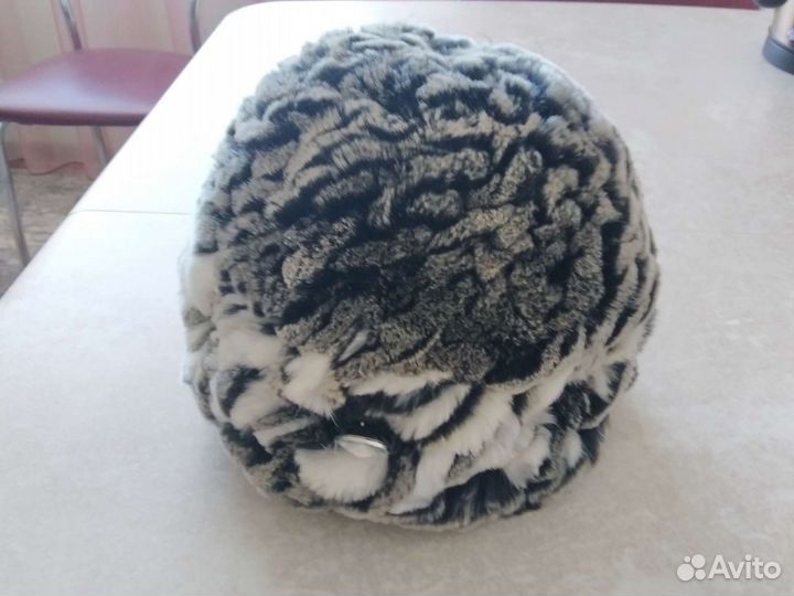 Шапка женская вязаная