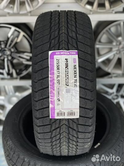 Nexen Winguard Ice Plus 215/50 R17 95T