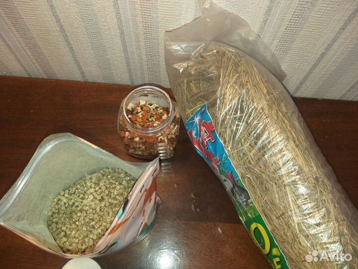 Корм, сено, сухие овощи