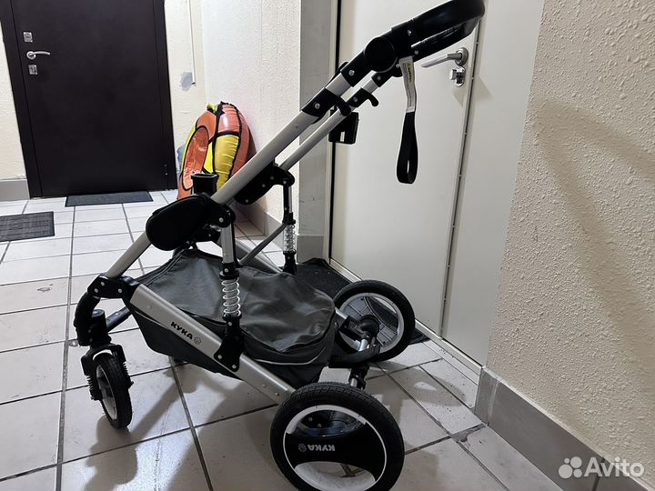 Коляска 3 в 1 бу кука