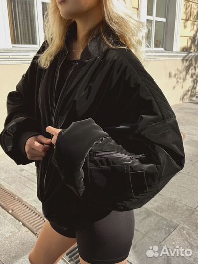 Куртка бомбер Kelly