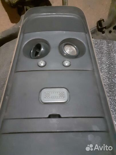 Консоль,шевроле блейзер