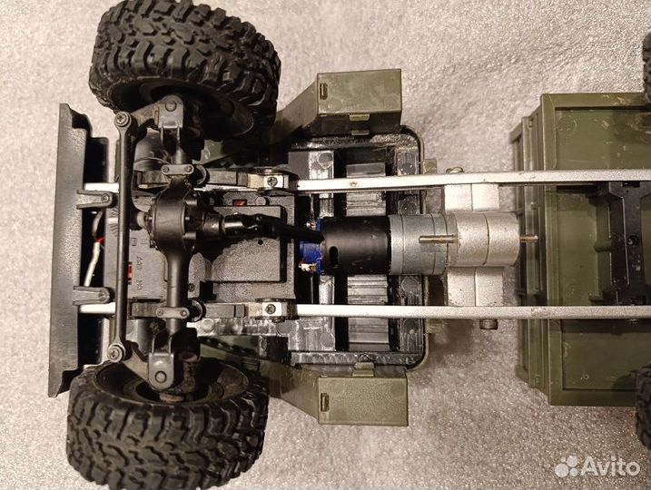 Машинка Урал 6х6 грузовик на радиоуправлении