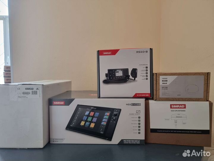 Simrad NSS 12 evo3S и аатопилот