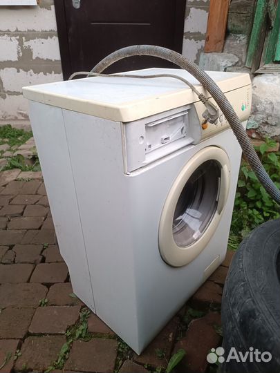 Стиральная машина Занусси на запчасти