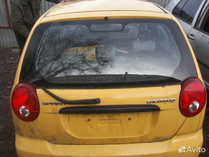Chevrolet Spark 05-09г. крышка багажника