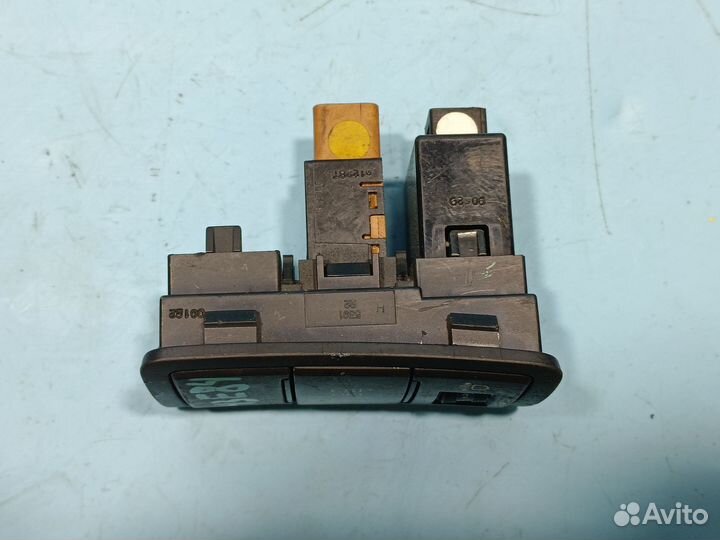 Блок кнопок для Hyundai i30 2007-2012