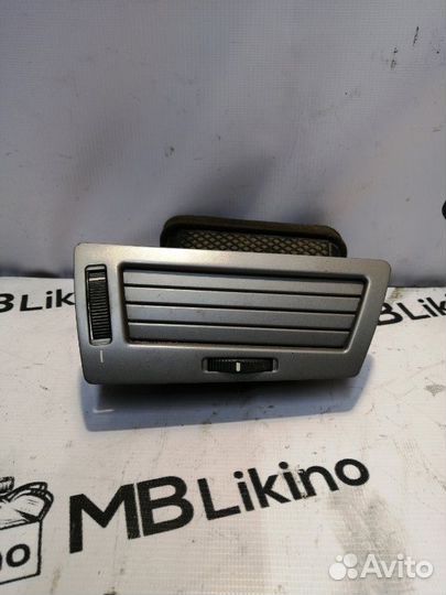 Дефлектор воздушный правый Bmw 7 E65 E66