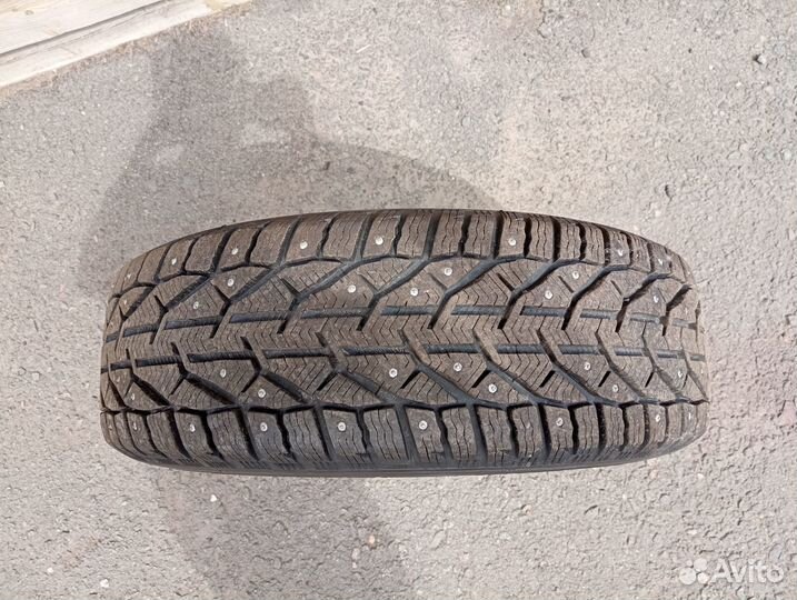 Tigar SUV Ice 215/60 R17