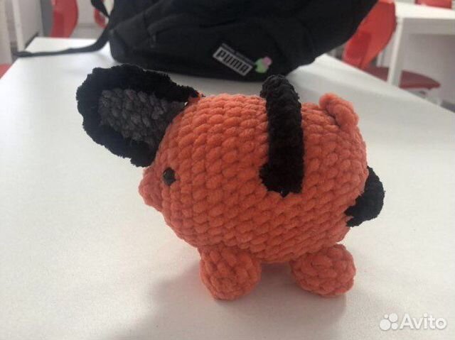 Вязаный почита