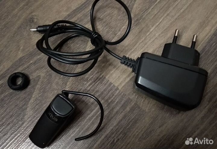 Bluetooth-гарнитура Iqua BHS-333