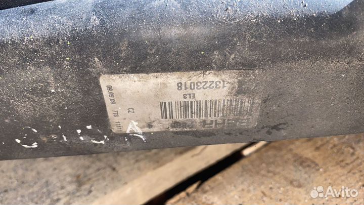 Диффузор с вентиляторами Опель Инсигния 2,0