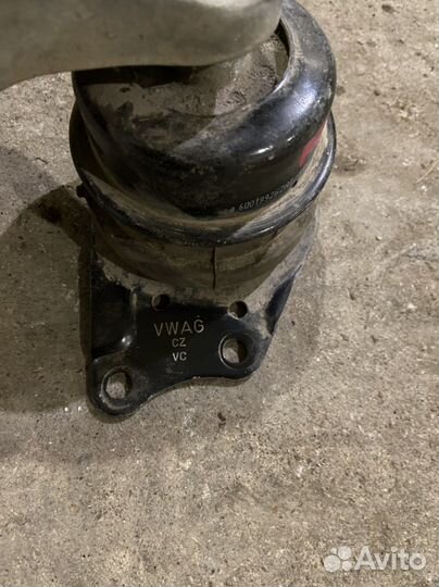 Подушка двс правая Polo Fabia Rapid