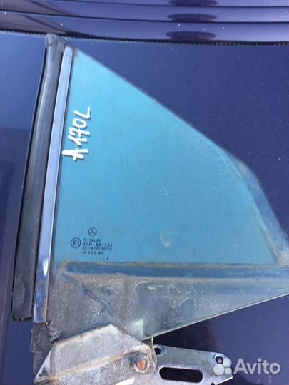 Левая форточка на мерседес R170