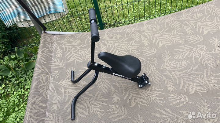 Детское кресло для велосипеда на раму