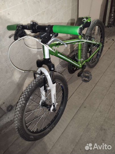 Детский велосипед. Рама алюминий 12ск, колеса 20