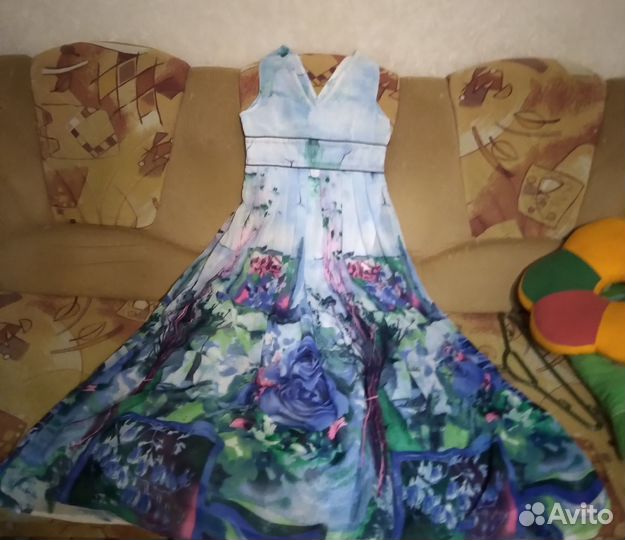 Нарядное платье