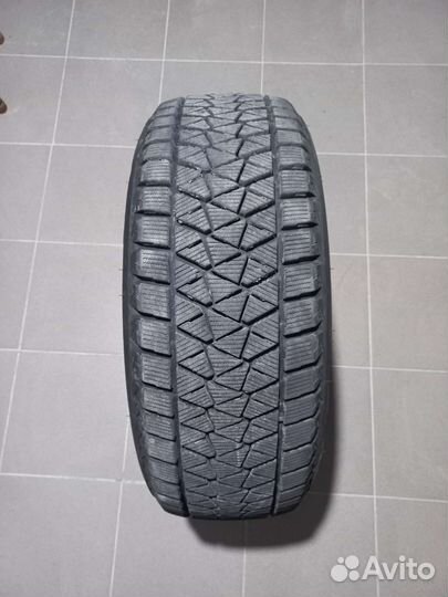Bridgestone Blizzak DM-V2 2.25/55 R18 98T