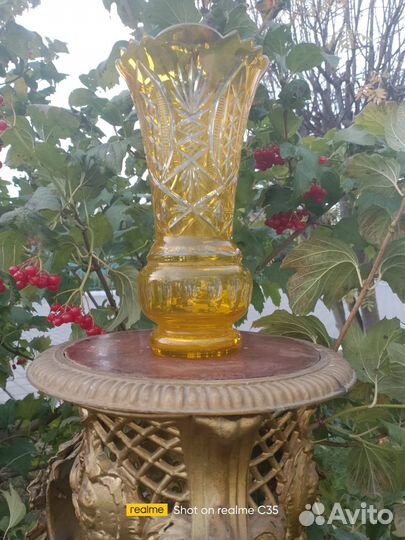 Ваза из желтого хрусталя СССР