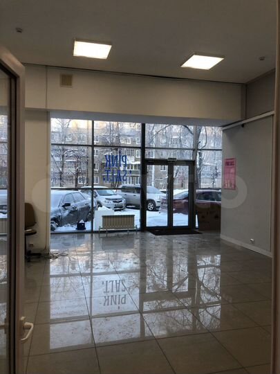 Салон, магазин, офис, 284.7 м²