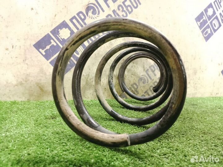 Пружина подвески передняя правая Renault Megane 2