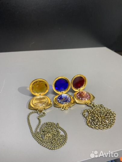 Часы механические заря СССР лотом 3шт