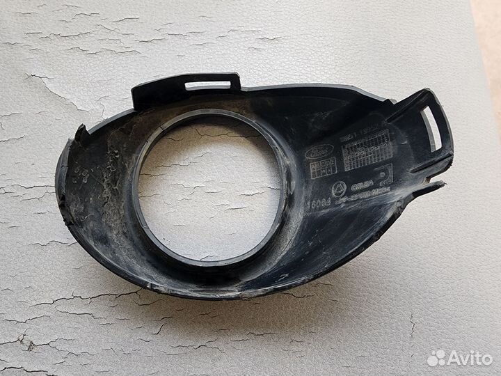 Накладка противотуманной фары Ford