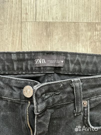 Джинсы zara черные