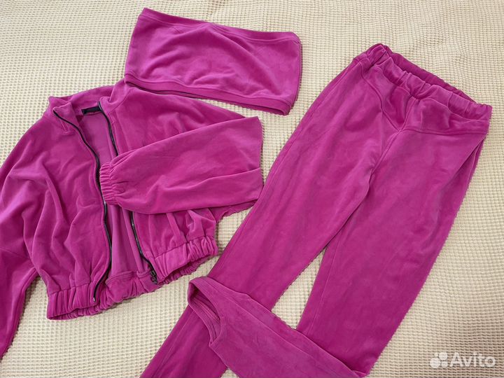 Костюм спортивный