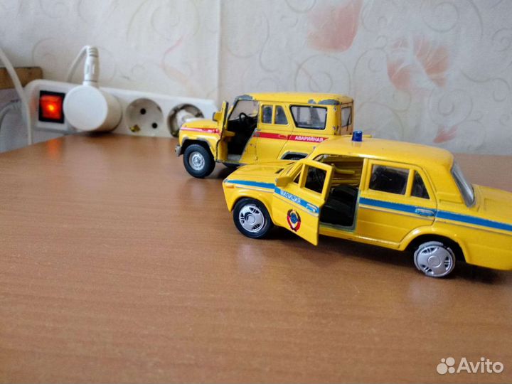 Машинки металлические модельки