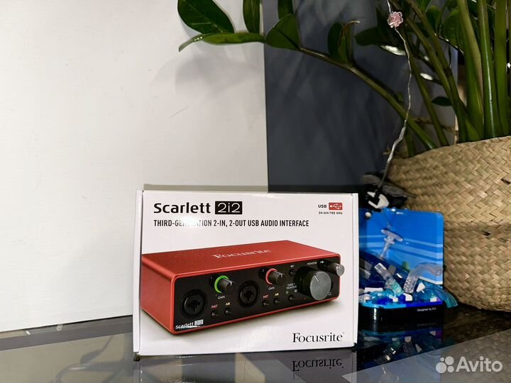 Звуковая карта Focusrite Scarlett 2i2 3rd Gen