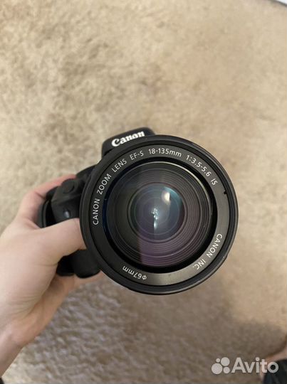 Зеркальный фотоаппарат canon 600d, объектив 18-135