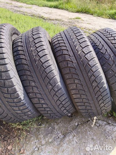 Matador MP 30 Sibir Ice 2 215/65 R16
