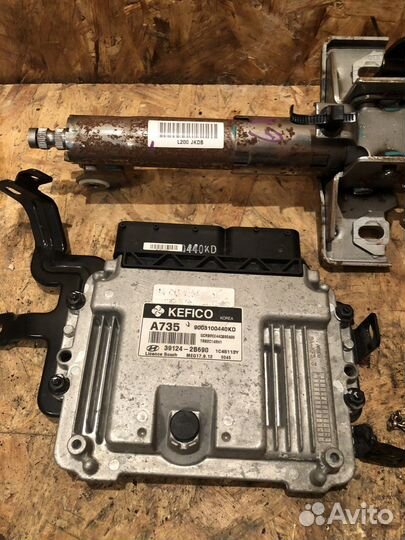 Блок управлением двигателем эбу Hyundai Solaris