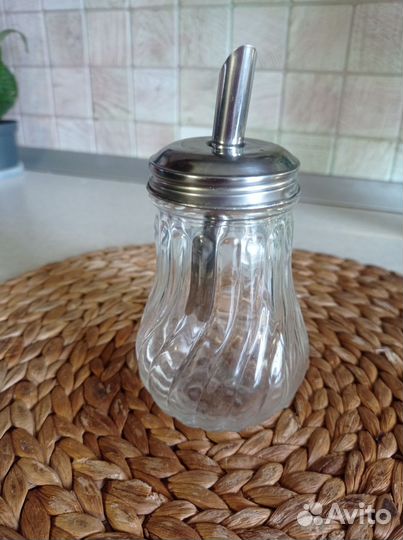 Сахарница с дозатором