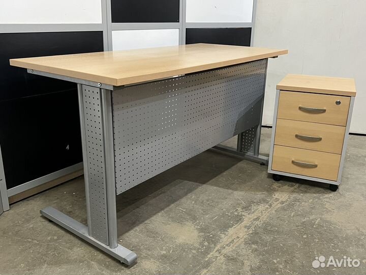 Компьютерный стол с тумбой, бу