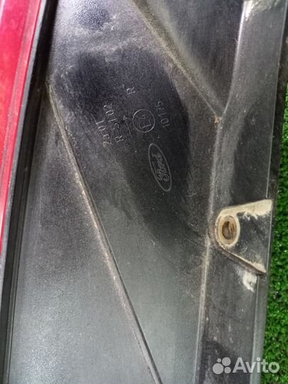 Фонарь правый б/у Ford Focus II 2005-2011. Хетчбек