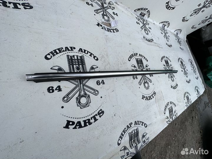 Хром Молдинг переднего правого стекла Kia Rio 3