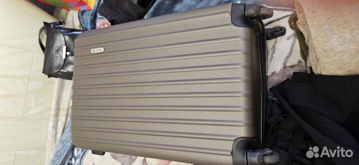 Чемодан на колесах бу. Рюкзак