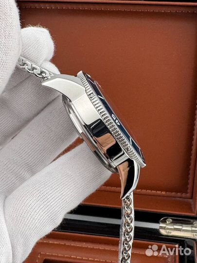 Часы Breitling SuperOcean Chronograph Blue Dial