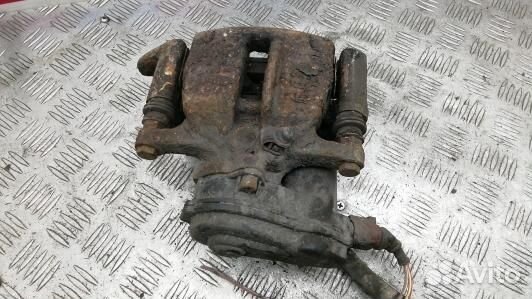 Суппорт тормозной задний правый audi A6 C7 (LDN30O