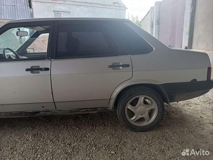 ВАЗ 21099 1.5 МТ, 2001, 200 000 км