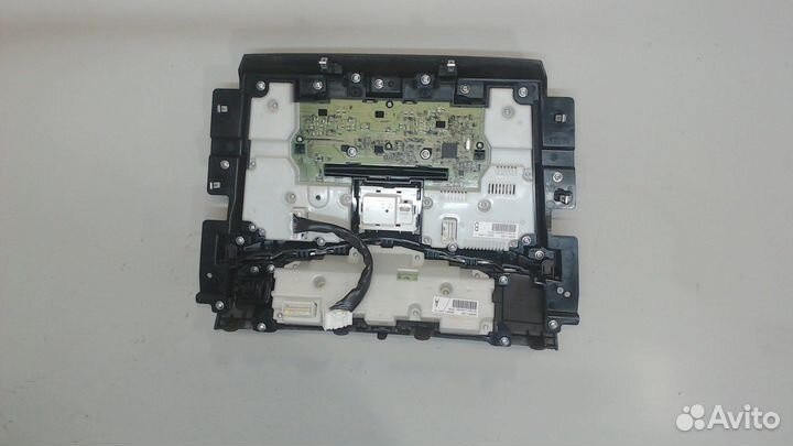 Панель управления магнитолой Infiniti QX56, 2012