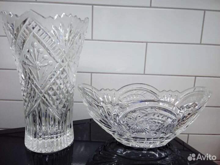 Хрустальная ваза