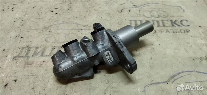 Цилиндр тормозной главный VW Passat (B7) 2011-2015