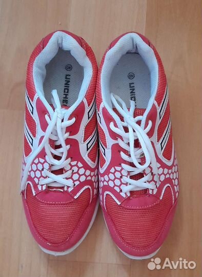 Кроссовки, туфли(тапочки)